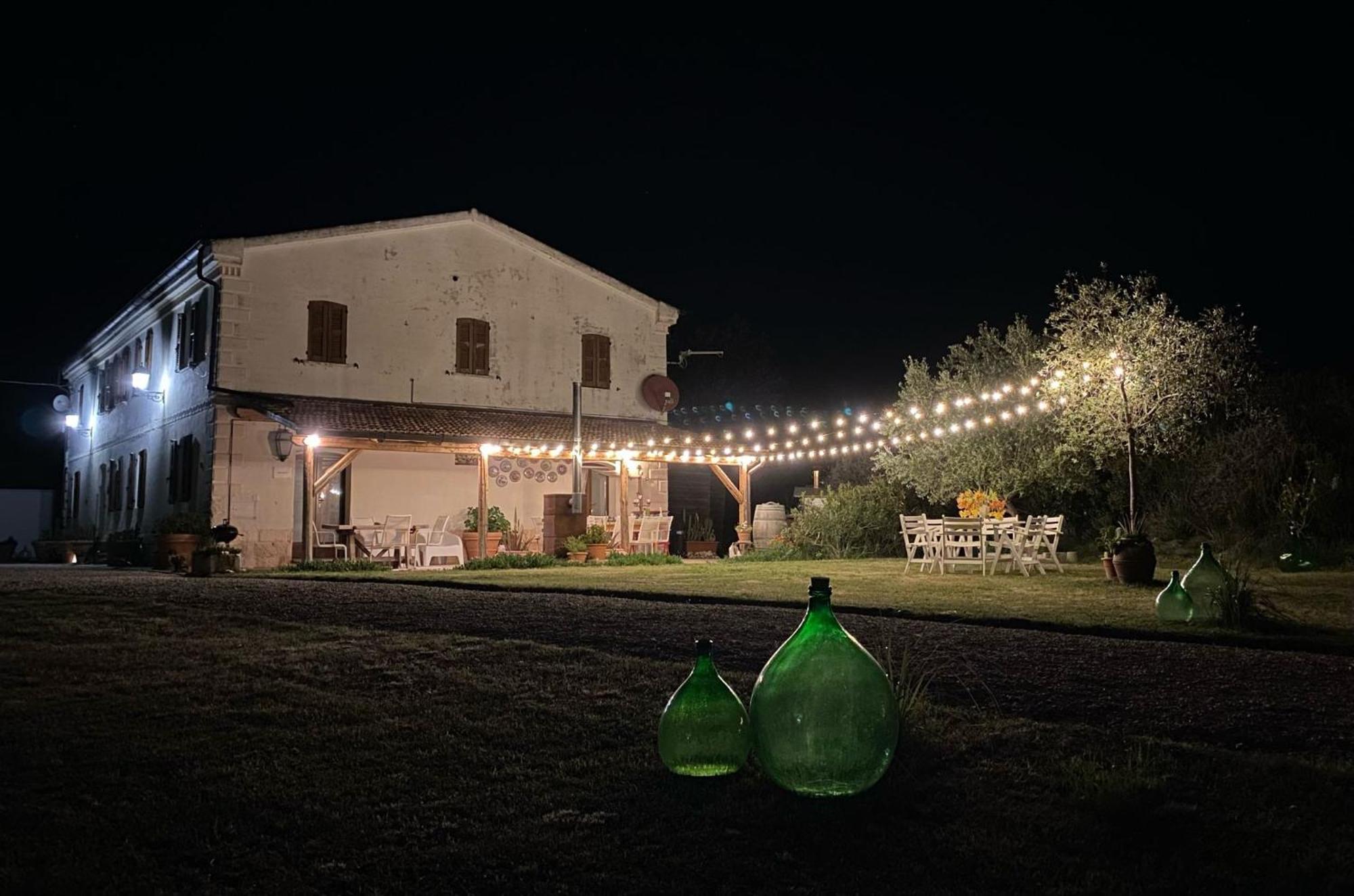 Rustico Del Bozzo Pensionat Castelleone di Suasa Exteriör bild