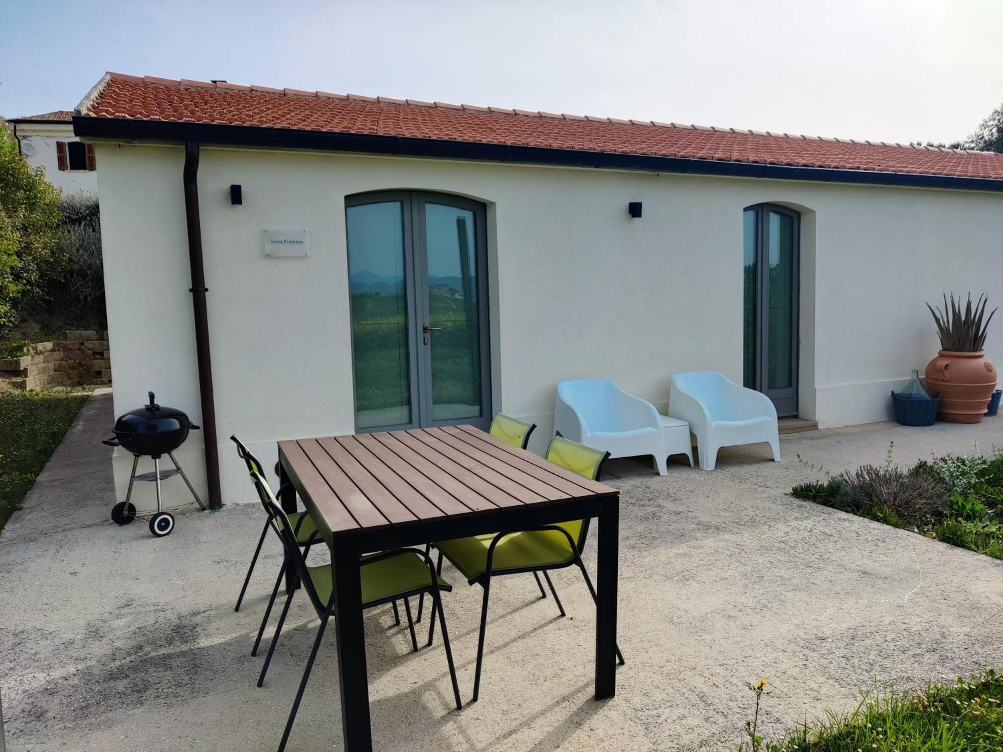 Rustico Del Bozzo Pensionat Castelleone di Suasa Exteriör bild